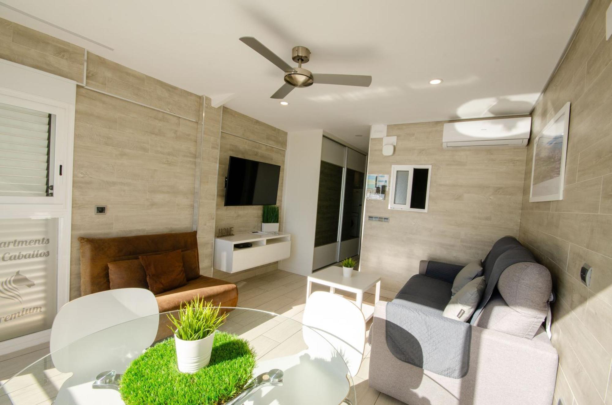 LOS CABALLOS PREMIUM Levante Beach Benidorm Exterior foto